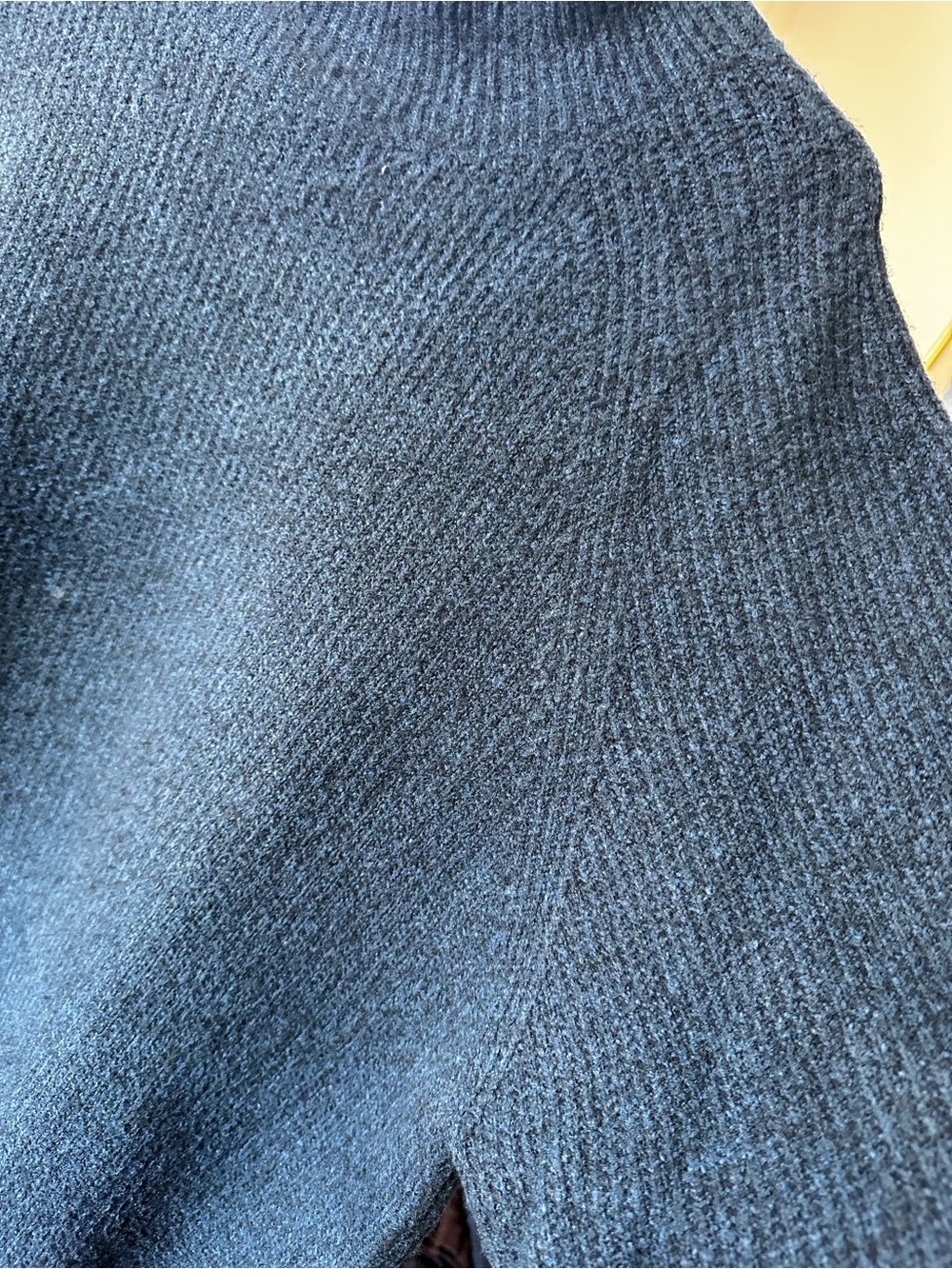 Uniqlo Men's Turtleneck Sweater in Navy Blue